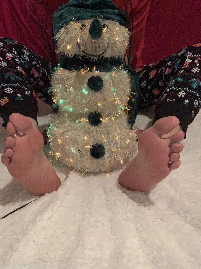 sexysweetfeetana [ sexysweetfeeta1 ] Onlyfans leaked photo 2761697 on Hotleaks.tv