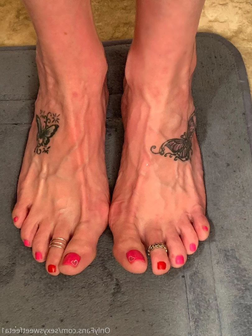 sexysweetfeetana [ sexysweetfeeta1 ] Onlyfans leaked photo 2762009 on Hotleaks.tv