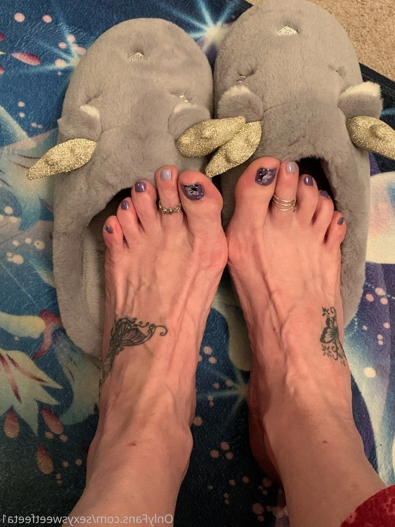 sexysweetfeetana [ sexysweetfeeta1 ] Onlyfans leaked photo 2762172 on Hotleaks.tv