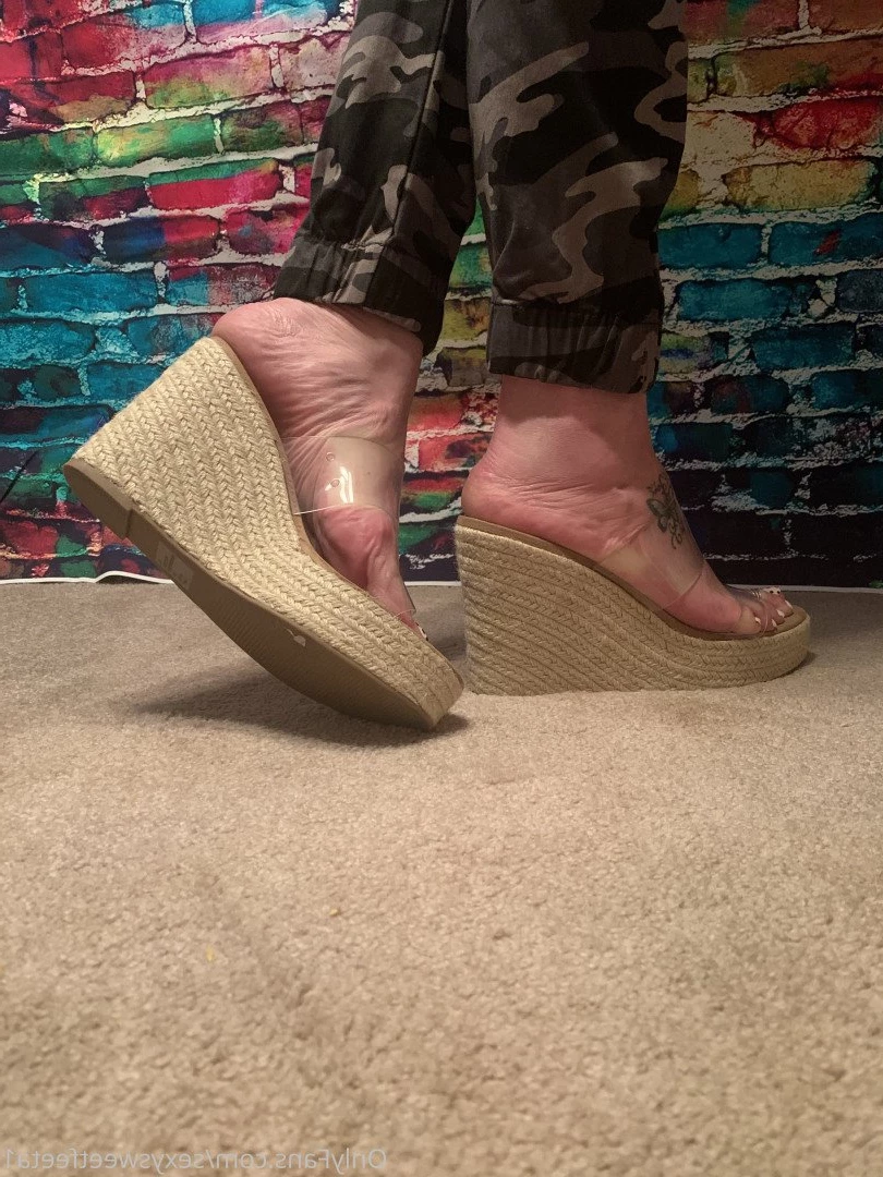 sexysweetfeetana [ sexysweetfeeta1 ] Onlyfans leaked photo 2763249 on Hotleaks.tv