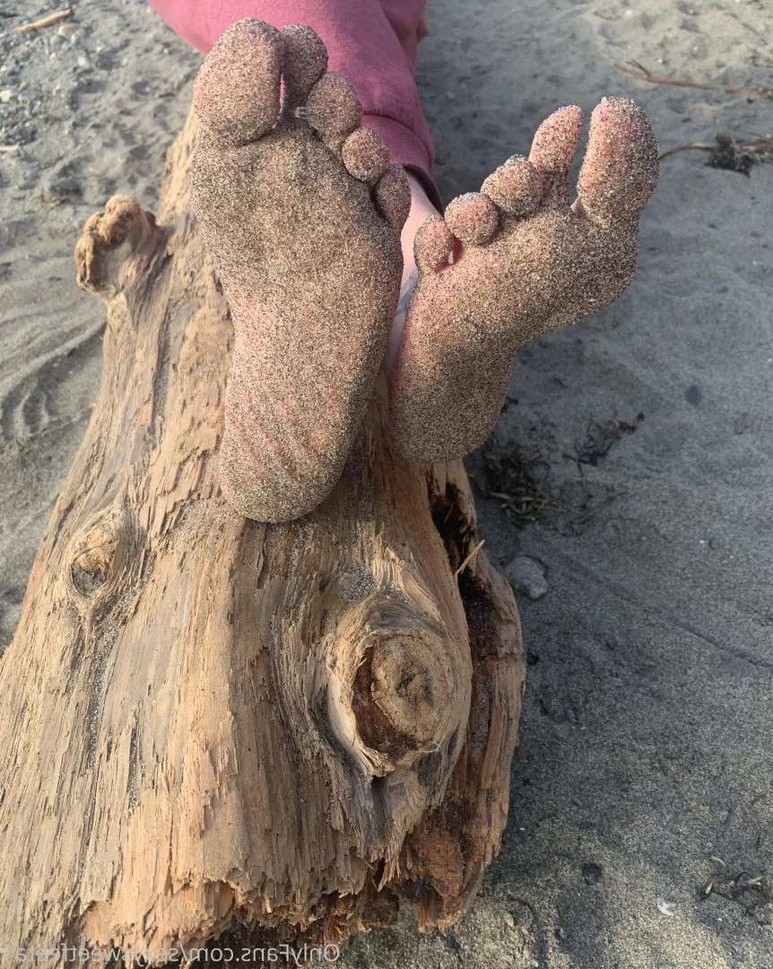 sexysweetfeetana [ sexysweetfeeta1 ] Onlyfans leaked photo 2763465 on Hotleaks.tv