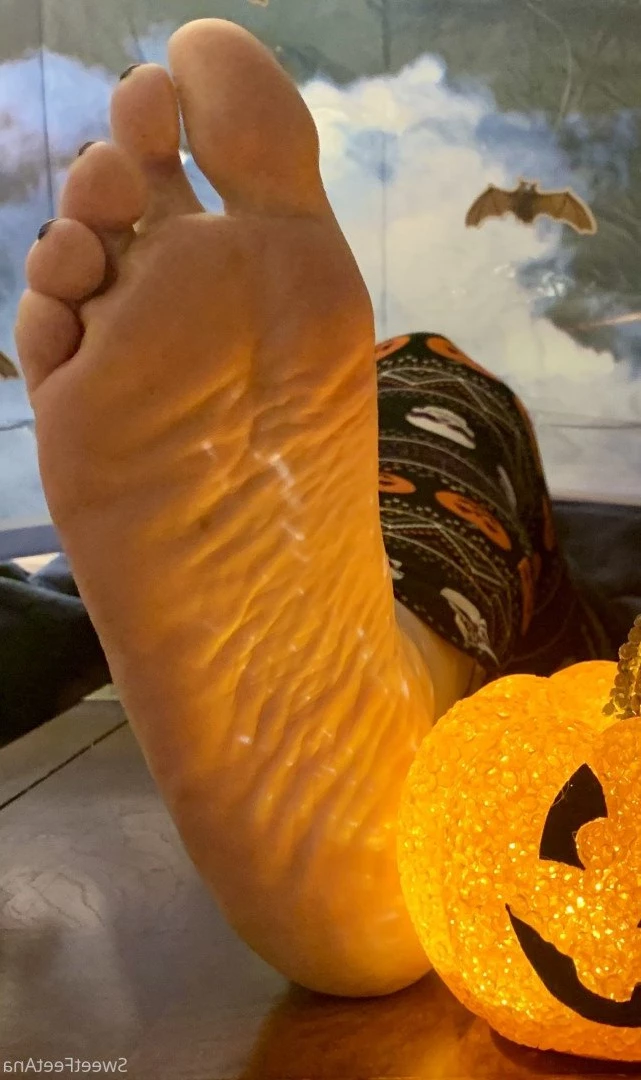 sexysweetfeetana [ sexysweetfeeta1 ] Onlyfans leaked photo 2763579 on Hotleaks.tv