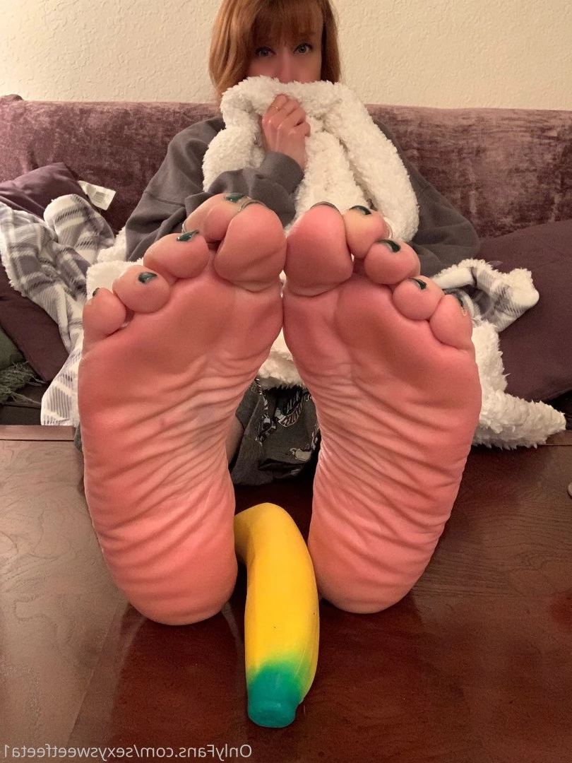 sexysweetfeetana [ sexysweetfeeta1 ] Onlyfans leaked photo 2763830 on Hotleaks.tv