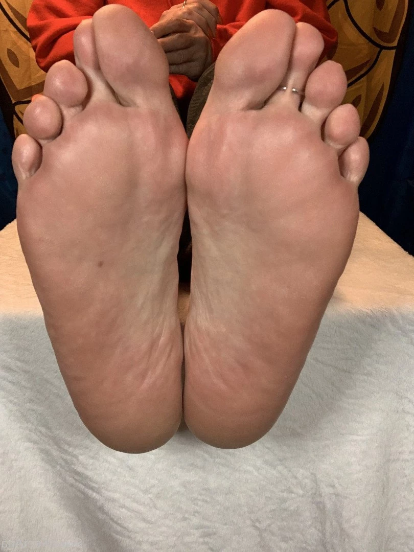 sexysweetfeetana [ sexysweetfeeta1 ] Onlyfans leaked photo 2763874 on Hotleaks.tv