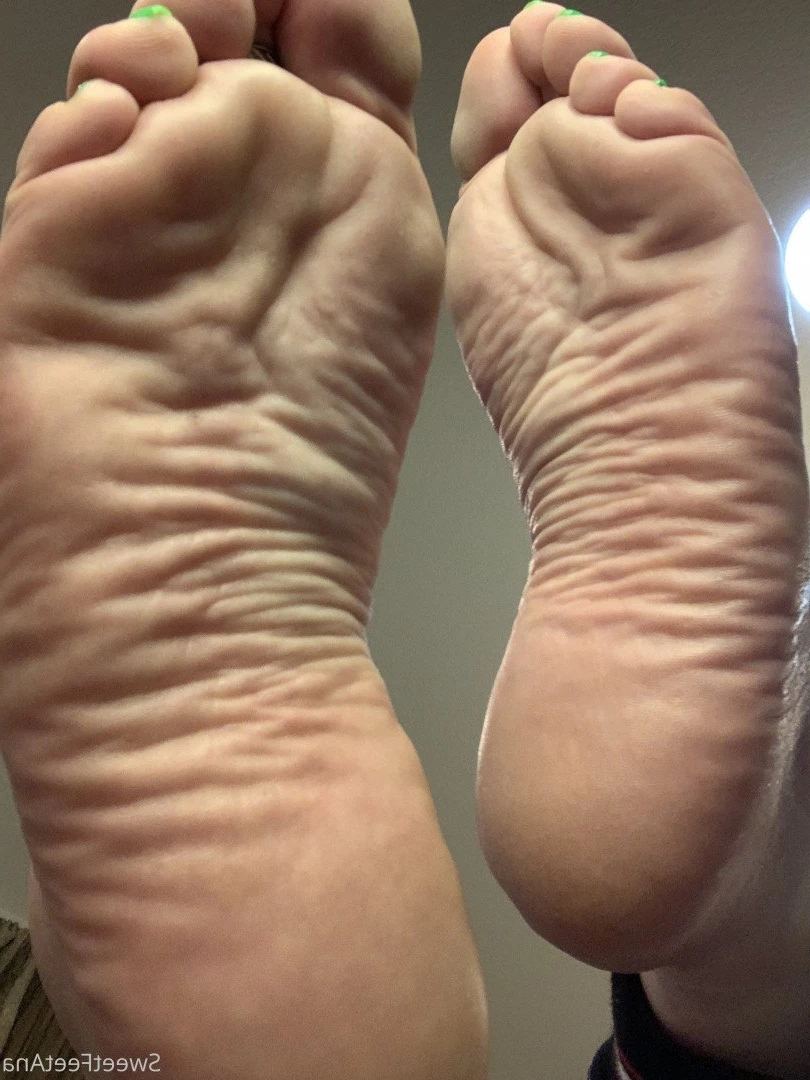 sexysweetfeetana [ sexysweetfeeta1 ] Onlyfans leaked photo 2764930 on Hotleaks.tv