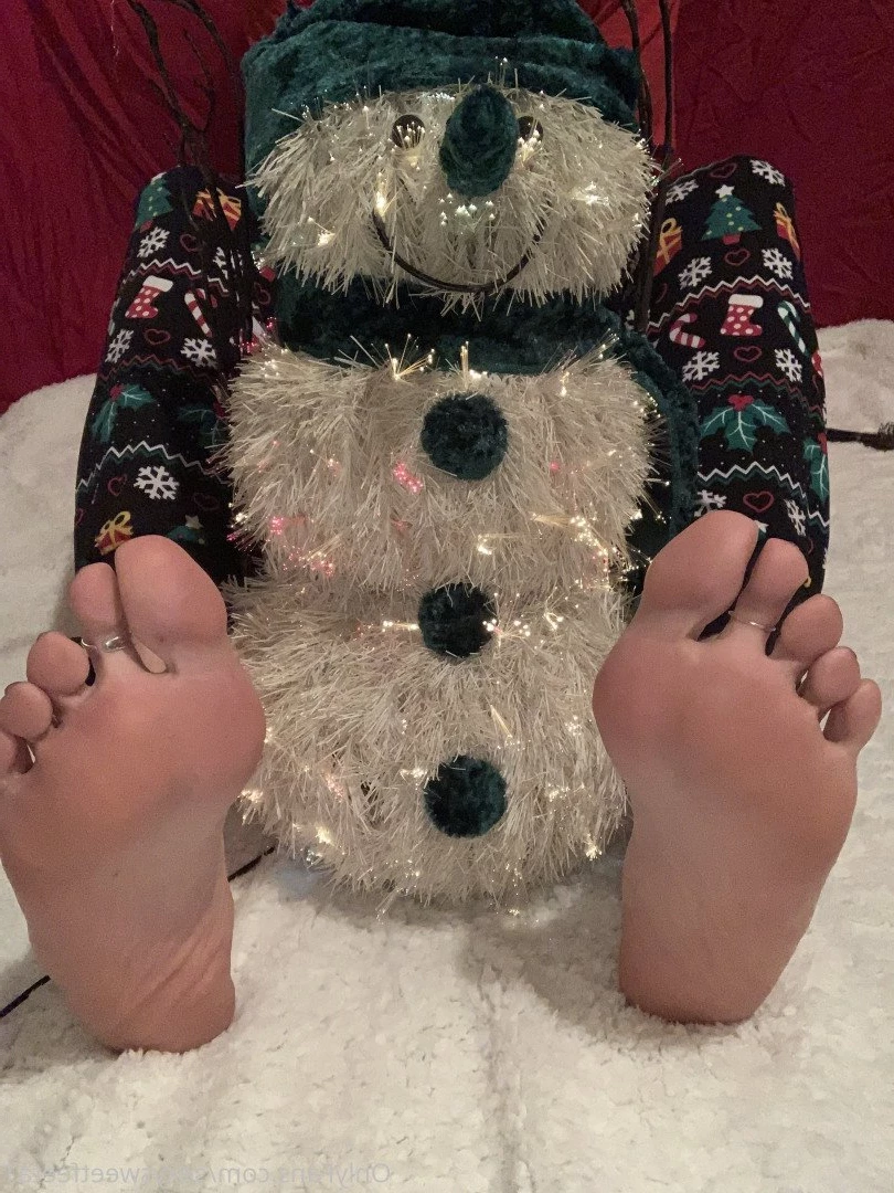 sexysweetfeetana [ sexysweetfeeta1 ] Onlyfans leaked photo 2765088 on Hotleaks.tv