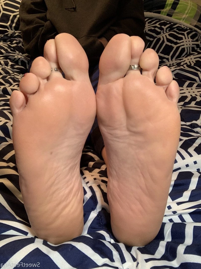 sexysweetfeetana [ sexysweetfeeta1 ] Onlyfans leaked photo 2765668 on Hotleaks.tv