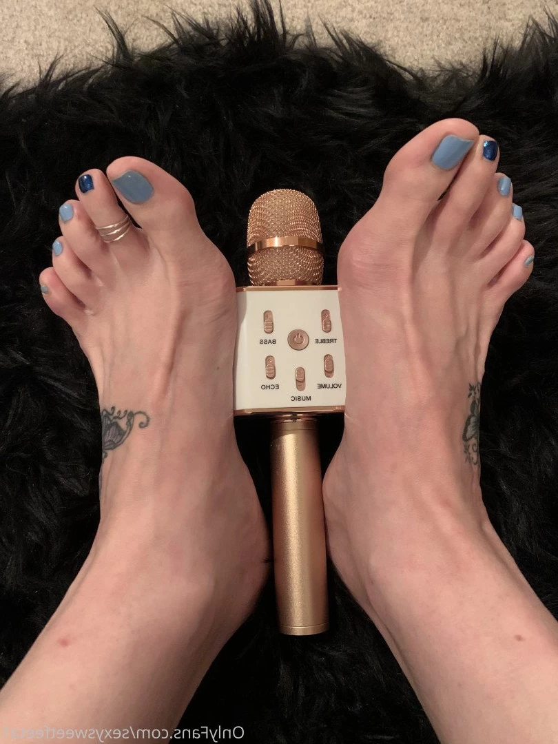 sexysweetfeetana [ sexysweetfeeta1 ] Onlyfans leaked photo 2765845 on Hotleaks.tv