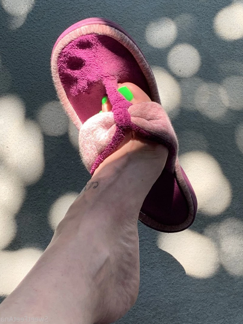sexysweetfeetana [ sexysweetfeeta1 ] Onlyfans leaked photo 2765895 on Hotleaks.tv