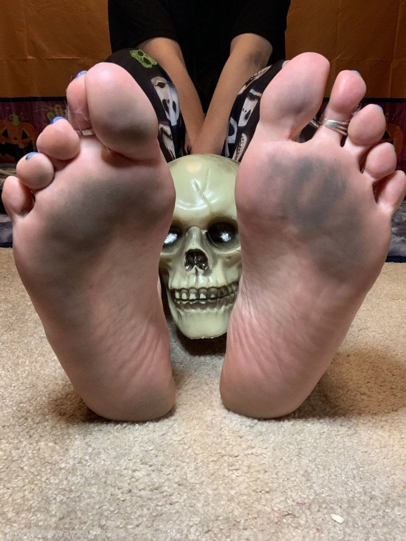 sexysweetfeetana [ sexysweetfeeta1 ] Onlyfans leaked photo 2765938 on Hotleaks.tv