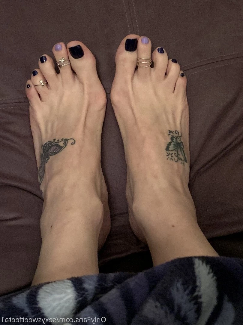 sexysweetfeetana [ sexysweetfeeta1 ] Onlyfans leaked photo 2766183 on Hotleaks.tv