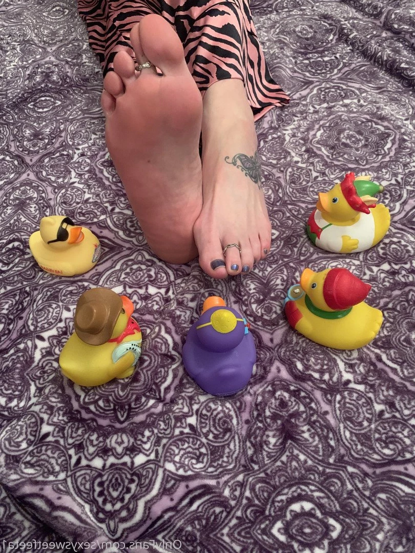 sexysweetfeetana [ sexysweetfeeta1 ] Onlyfans leaked photo 2766212 on Hotleaks.tv