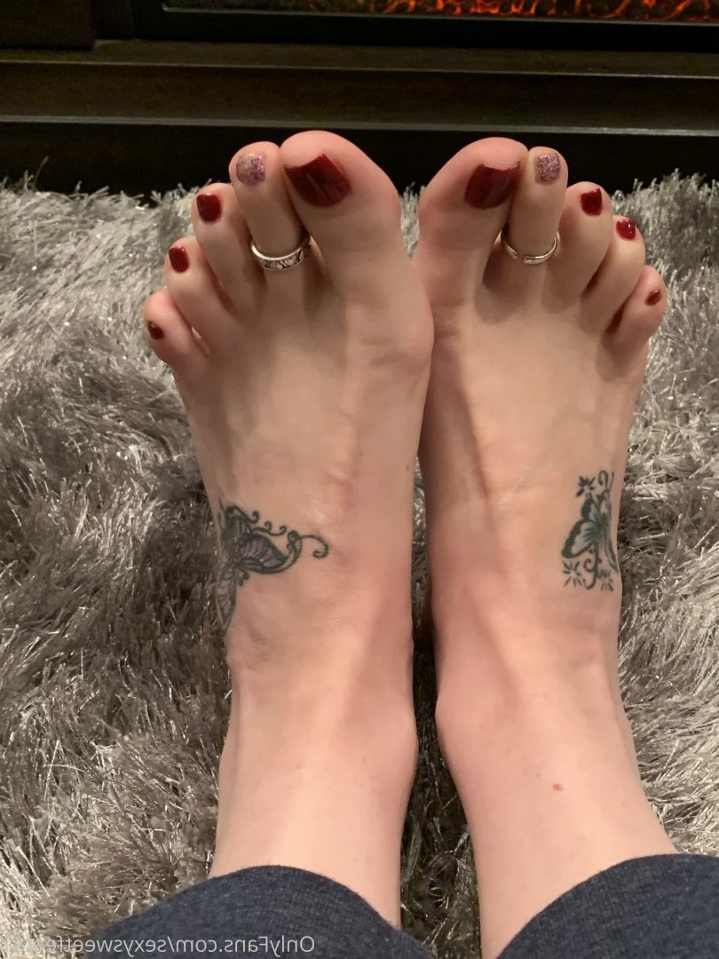 sexysweetfeetana [ sexysweetfeeta1 ] Onlyfans leaked photo 2766385 on Hotleaks.tv