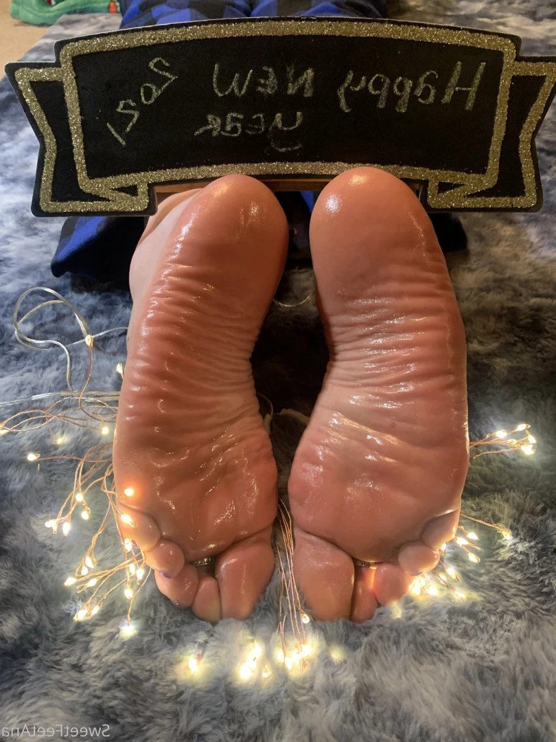 sexysweetfeetana [ sexysweetfeeta1 ] Onlyfans leaked photo 2766461 on Hotleaks.tv