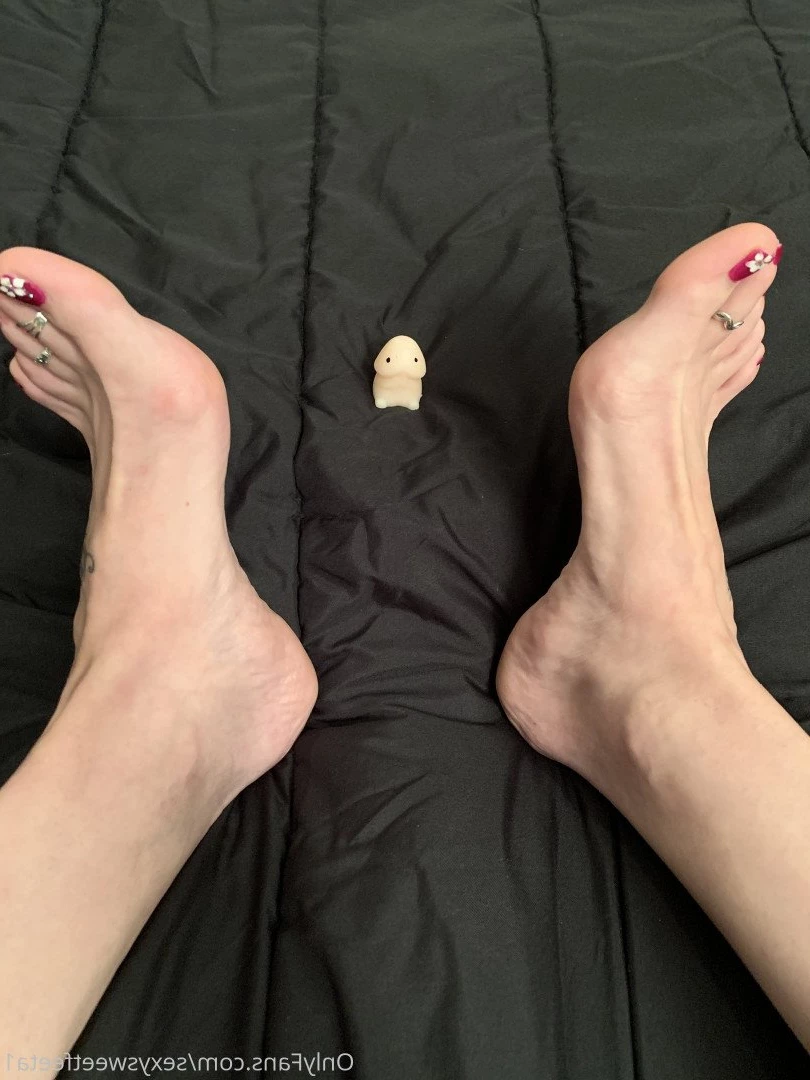 sexysweetfeetana [ sexysweetfeeta1 ] Onlyfans leaked photo 2767146 on Hotleaks.tv