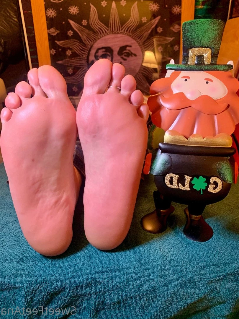 sexysweetfeetana [ sexysweetfeeta1 ] Onlyfans leaked photo 2767708 on Hotleaks.tv