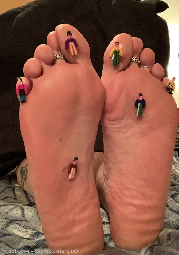 sexysweetfeetana [ sexysweetfeeta1 ] Onlyfans leaked photo 2767885 on Hotleaks.tv