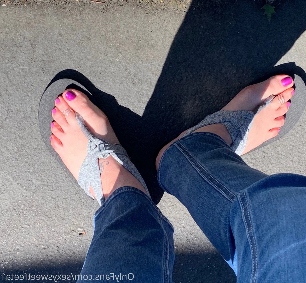 sexysweetfeetana [ sexysweetfeeta1 ] Onlyfans leaked photo 2768007 on Hotleaks.tv