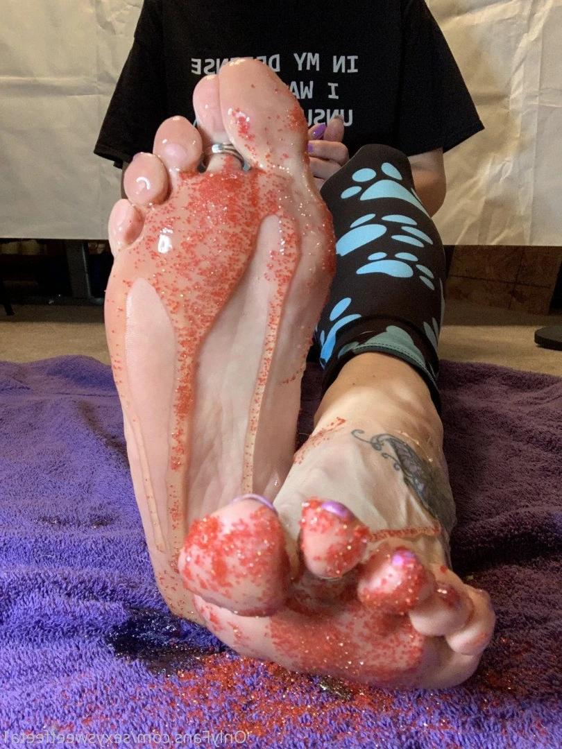 sexysweetfeetana [ sexysweetfeeta1 ] Onlyfans leaked photo 2768078 on Hotleaks.tv