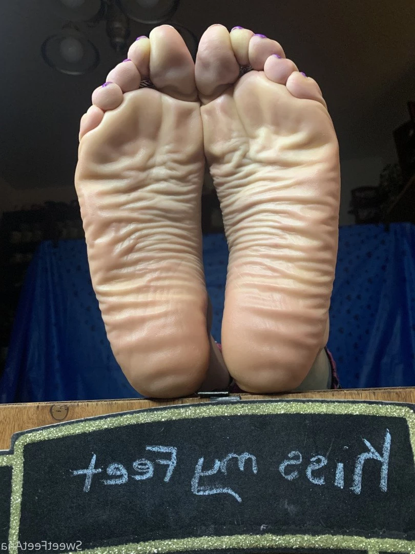 sexysweetfeetana [ sexysweetfeeta1 ] Onlyfans leaked photo 2768123 on Hotleaks.tv