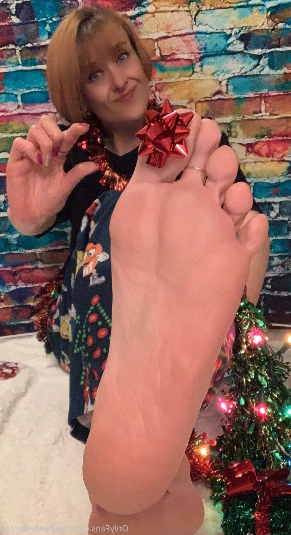 sexysweetfeetana [ sexysweetfeeta1 ] Onlyfans leaked photo 2768488 on Hotleaks.tv