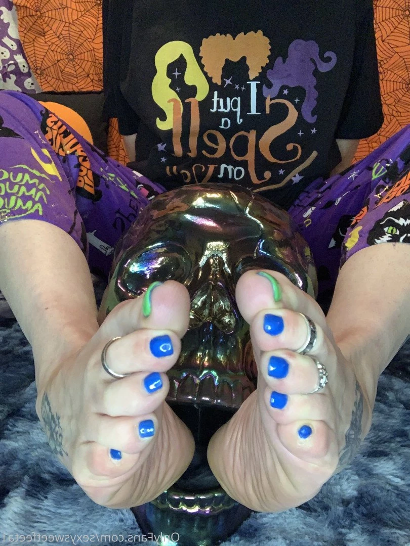 sexysweetfeetana [ sexysweetfeeta1 ] Onlyfans leaked photo 2768604 on Hotleaks.tv