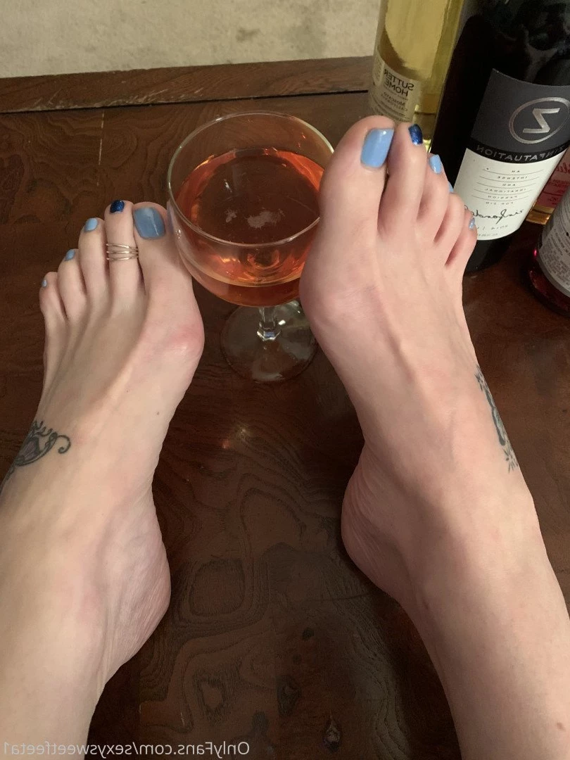 sexysweetfeetana [ sexysweetfeeta1 ] Onlyfans leaked photo 2768629 on Hotleaks.tv