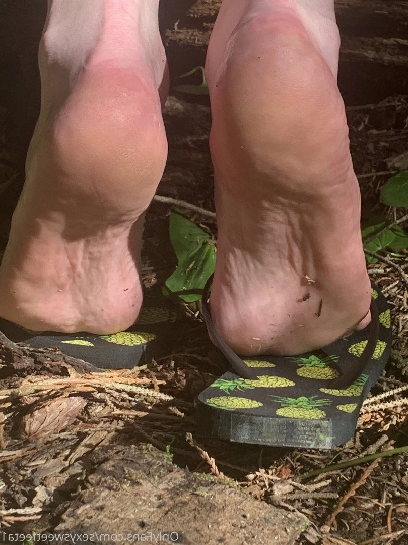 sexysweetfeetana [ sexysweetfeeta1 ] Onlyfans leaked photo 2769173 on Hotleaks.tv