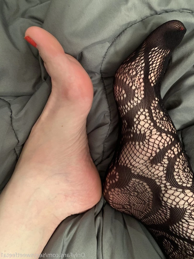 sexysweetfeetana [ sexysweetfeeta1 ] Onlyfans leaked photo 2769676 on Hotleaks.tv