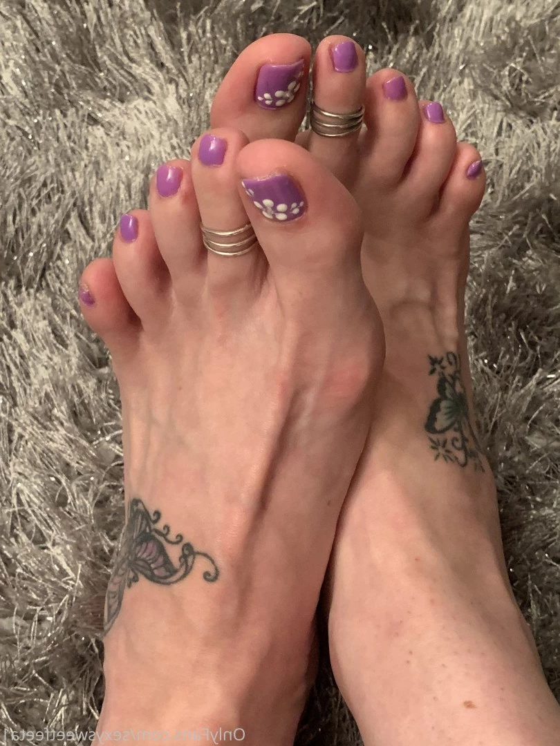 sexysweetfeetana [ sexysweetfeeta1 ] Onlyfans leaked photo 2770674 on Hotleaks.tv