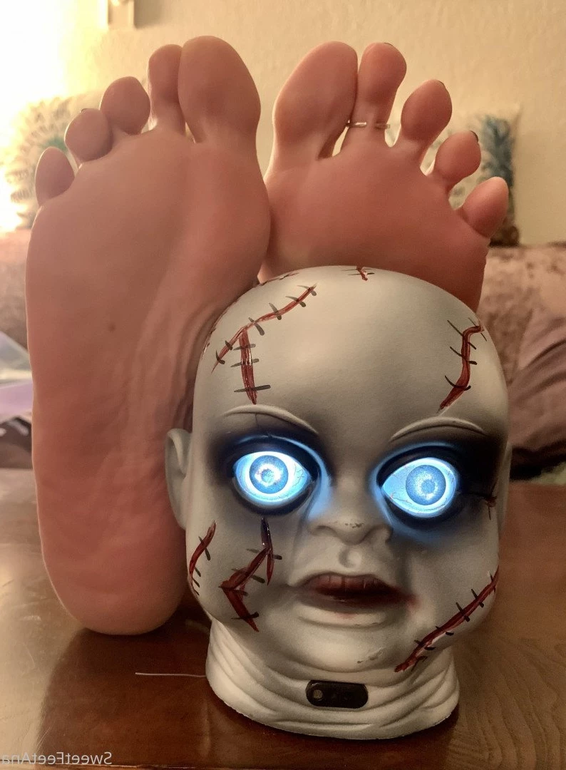 sexysweetfeetana [ sexysweetfeeta1 ] Onlyfans leaked photo 2771017 on Hotleaks.tv