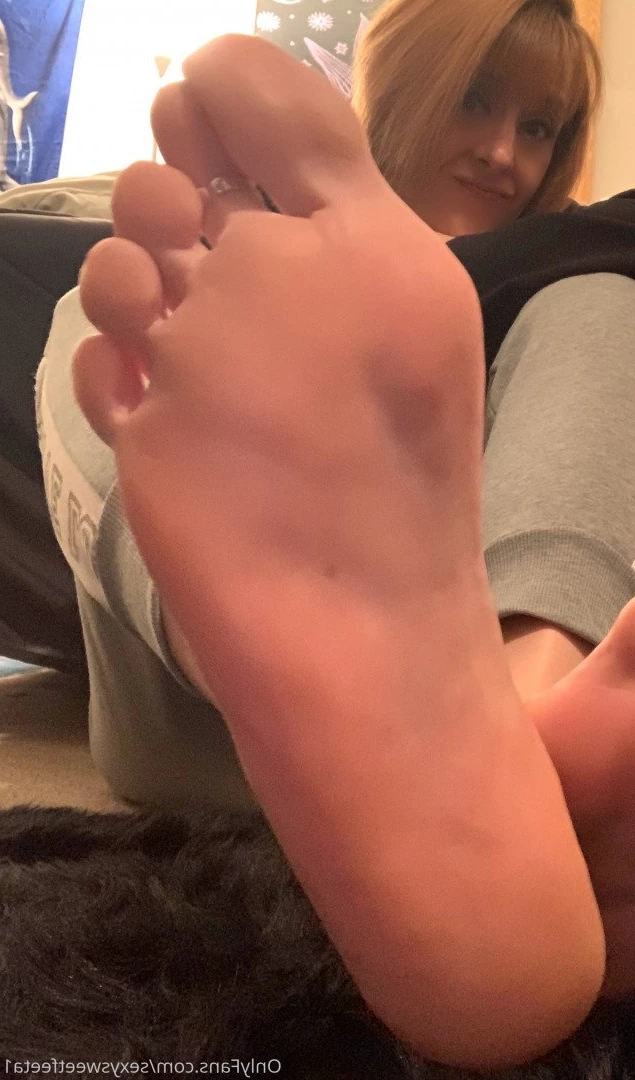 sexysweetfeetana [ sexysweetfeeta1 ] Onlyfans leaked photo 2771339 on Hotleaks.tv