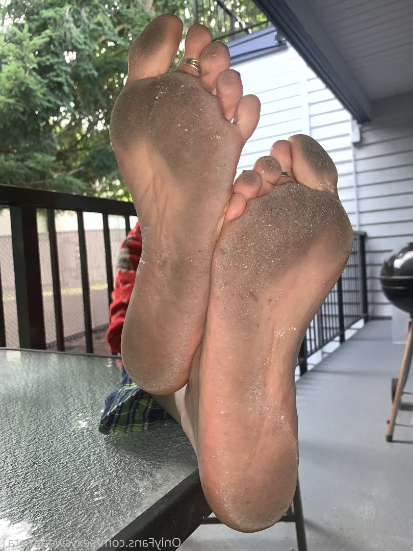 sexysweetfeetana [ sexysweetfeeta1 ] Onlyfans leaked photo 2771656 on Hotleaks.tv