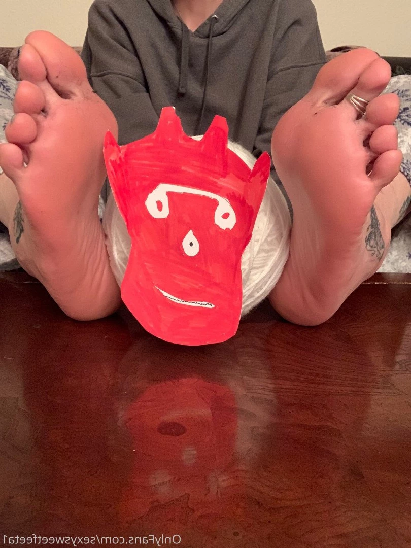 sexysweetfeetana [ sexysweetfeeta1 ] Onlyfans leaked photo 2771773 on Hotleaks.tv