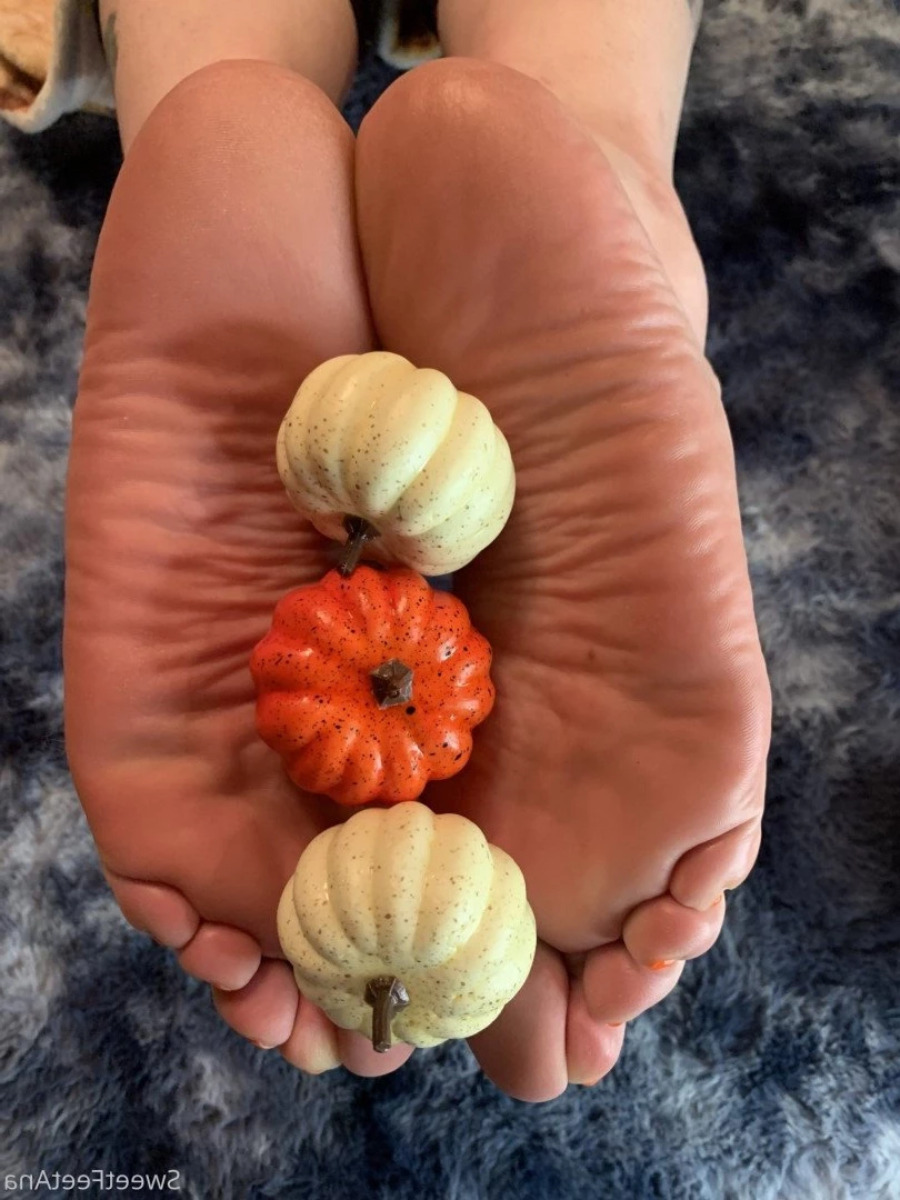 sexysweetfeetana [ sexysweetfeeta1 ] Onlyfans leaked photo 2771811 on Hotleaks.tv