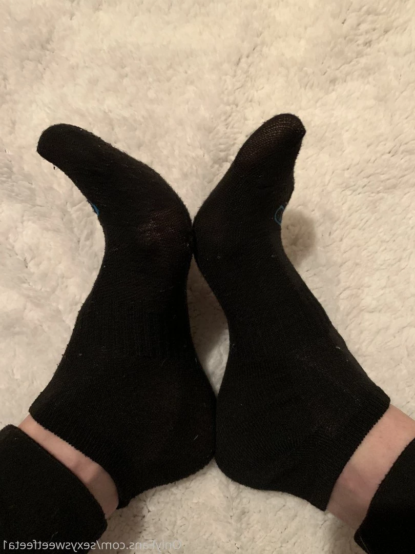 sexysweetfeetana [ sexysweetfeeta1 ] Onlyfans leaked photo 2771852 on Hotleaks.tv