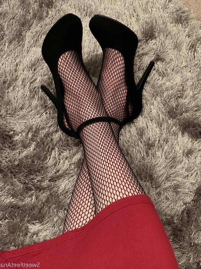 sexysweetfeetana [ sexysweetfeeta1 ] Onlyfans leaked photo 2772004 on Hotleaks.tv
