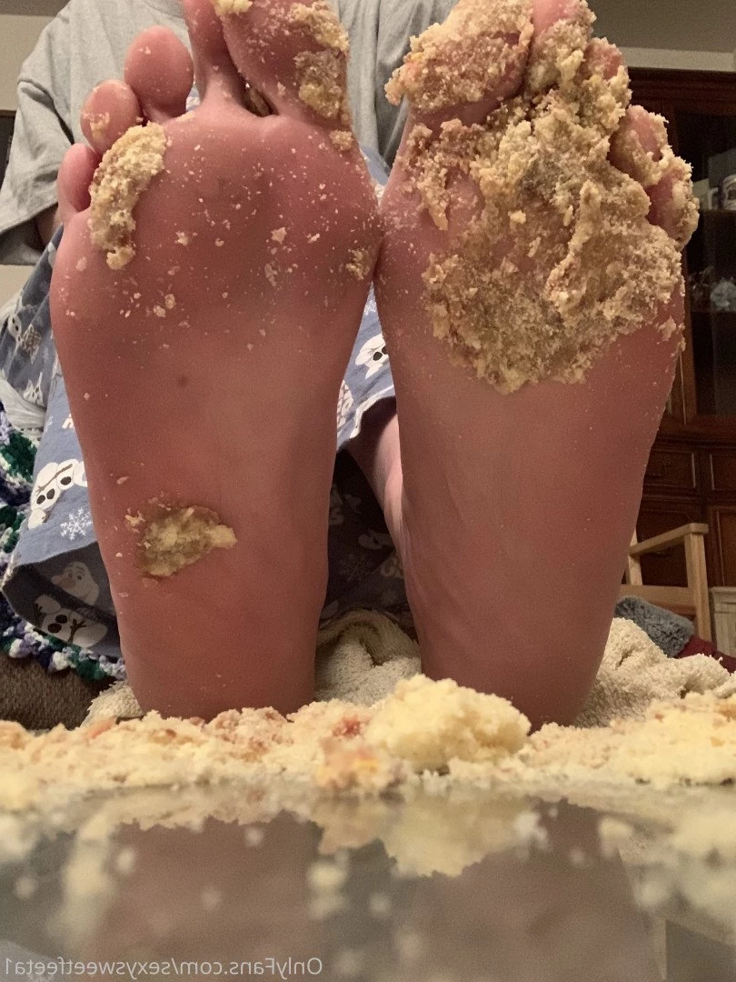 sexysweetfeetana [ sexysweetfeeta1 ] Onlyfans leaked photo 2772136 on Hotleaks.tv