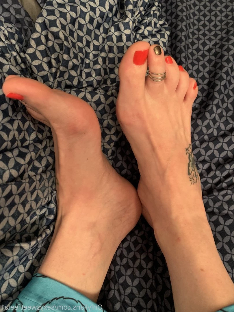 sexysweetfeetana [ sexysweetfeeta1 ] Onlyfans leaked photo 2772501 on Hotleaks.tv
