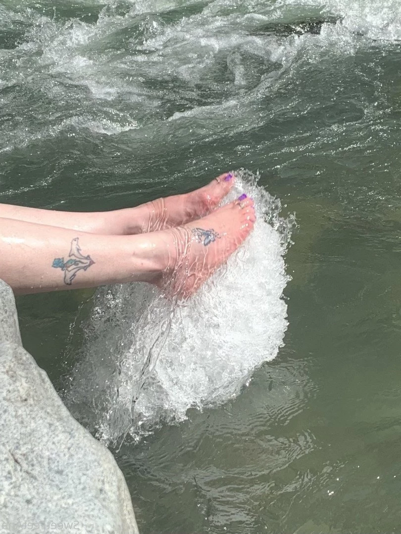 sexysweetfeetana [ sexysweetfeeta1 ] Onlyfans leaked photo 2773094 on Hotleaks.tv