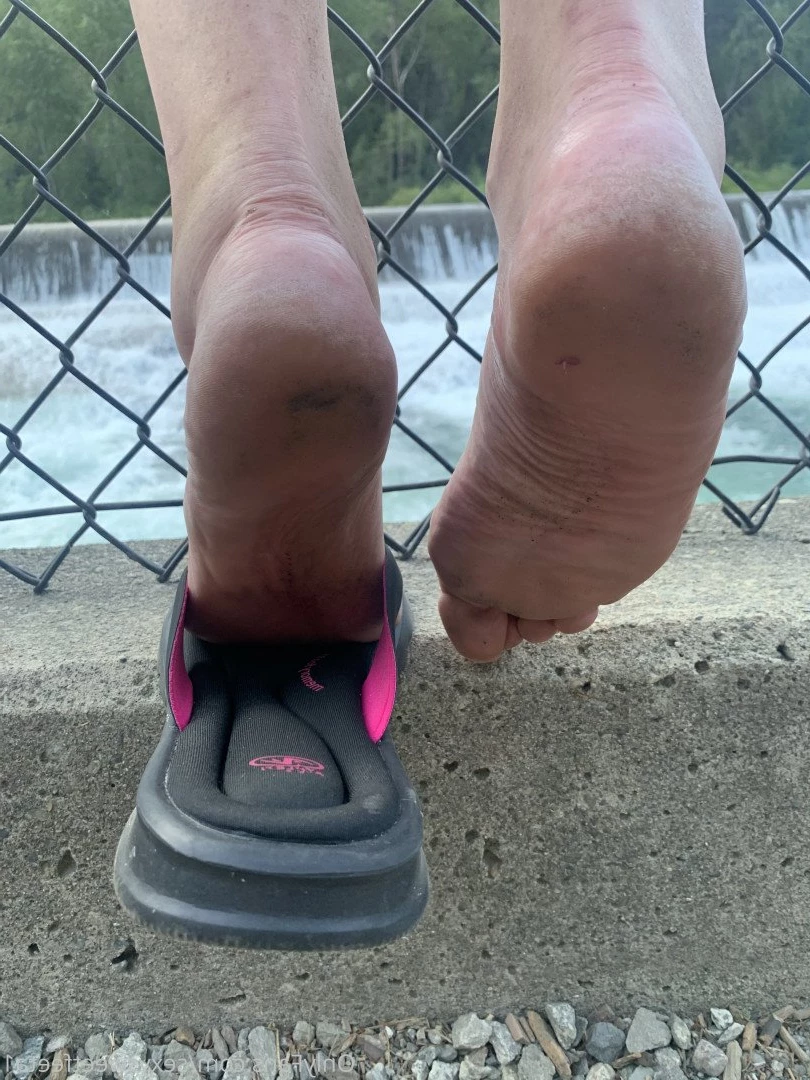 sexysweetfeetana [ sexysweetfeeta1 ] Onlyfans leaked photo 2773359 on Hotleaks.tv