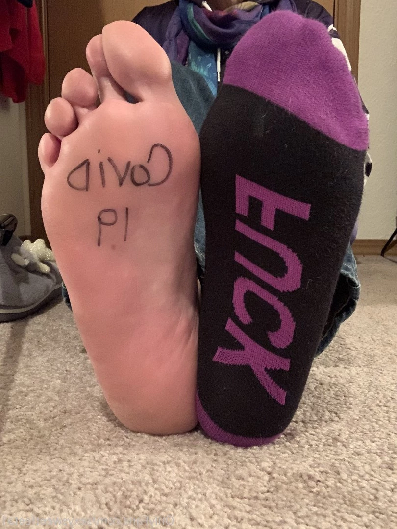sexysweetfeetana [ sexysweetfeeta1 ] Onlyfans leaked photo 2773503 on Hotleaks.tv