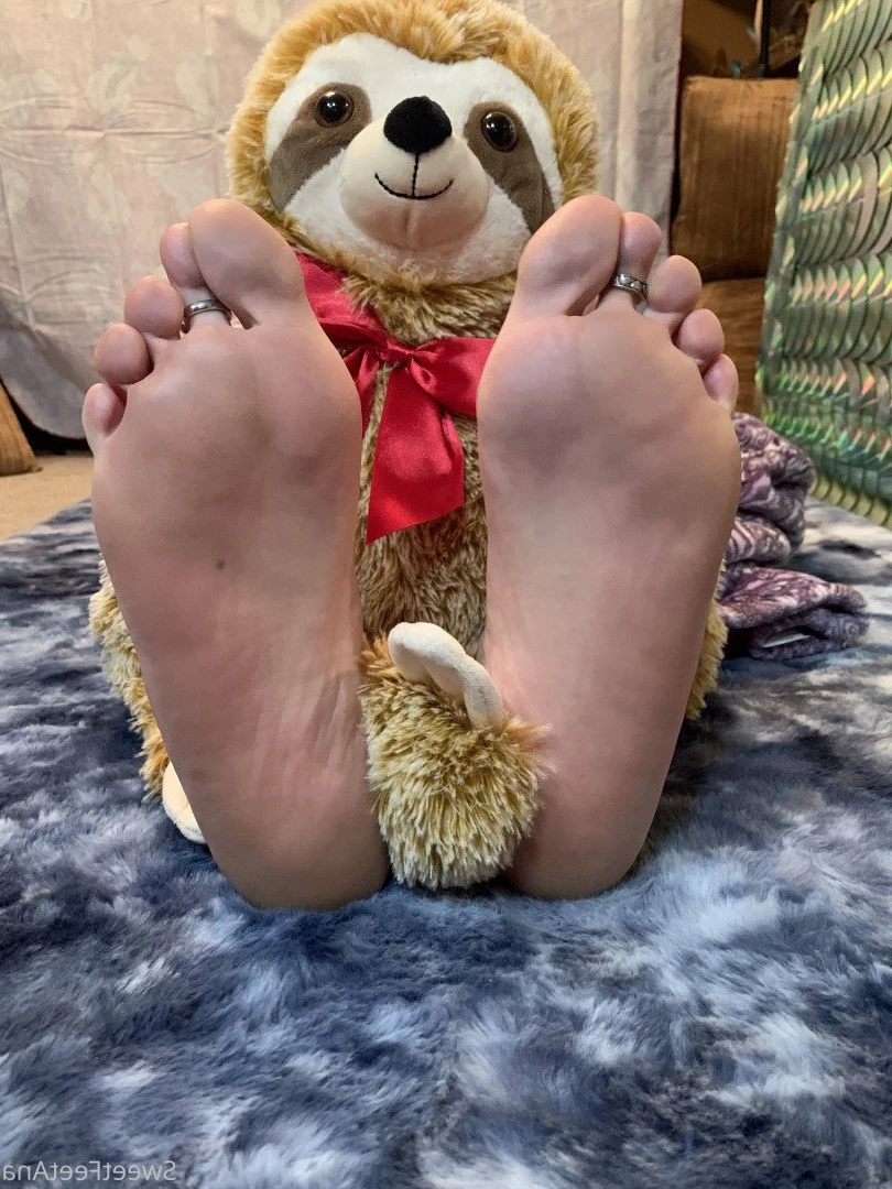 sexysweetfeetana [ sexysweetfeeta1 ] Onlyfans leaked photo 2774183 on Hotleaks.tv