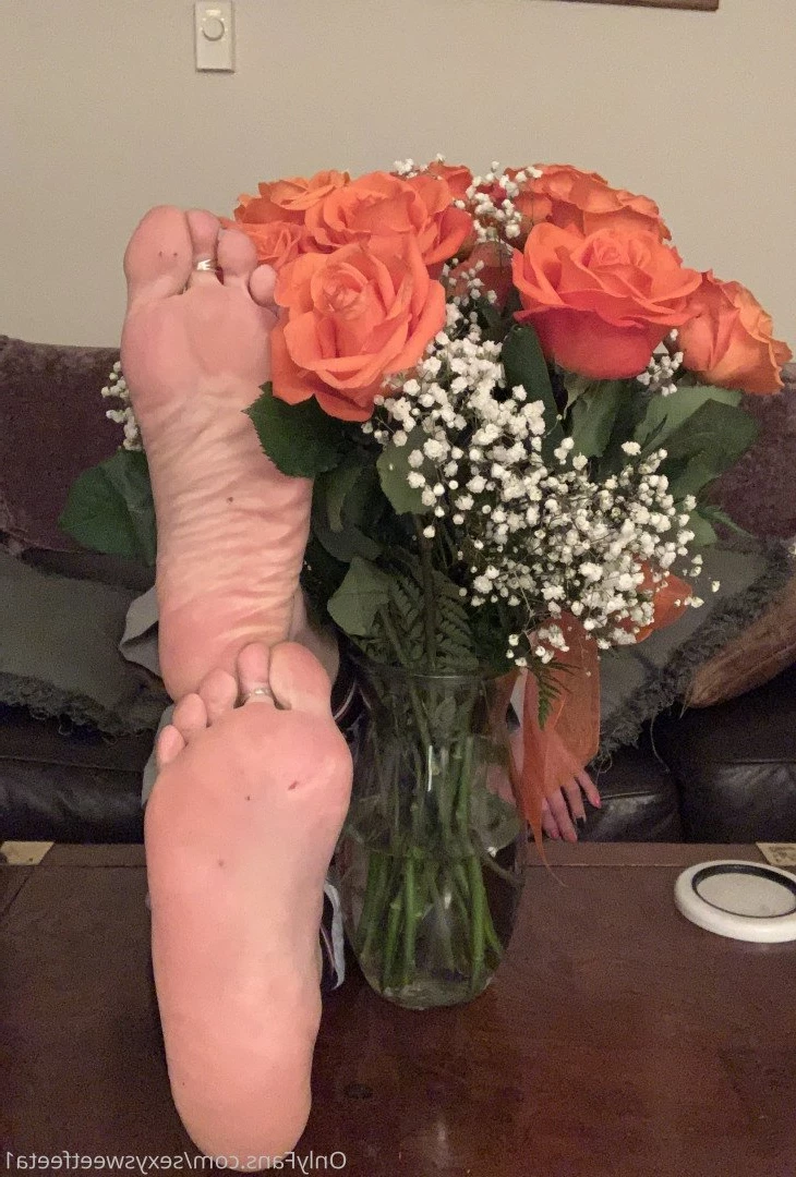 sexysweetfeetana [ sexysweetfeeta1 ] Onlyfans leaked photo 2774442 on Hotleaks.tv