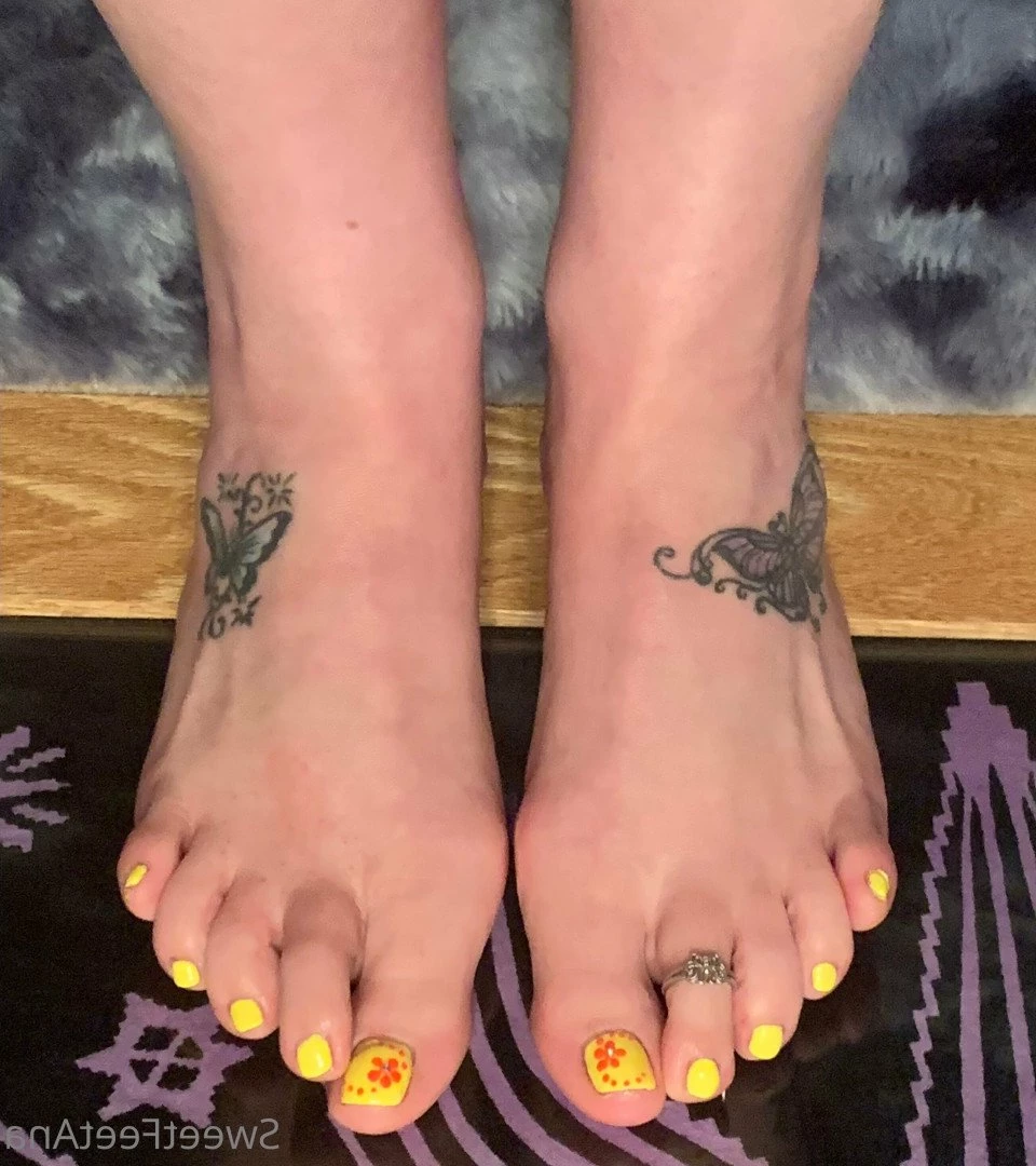 sexysweetfeetana [ sexysweetfeeta1 ] Onlyfans leaked photo 2776070 on Hotleaks.tv