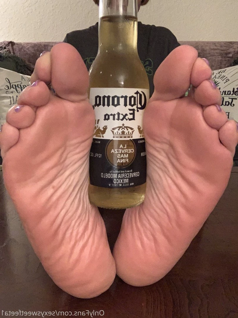 sexysweetfeetana [ sexysweetfeeta1 ] Onlyfans leaked photo 2776752 on Hotleaks.tv