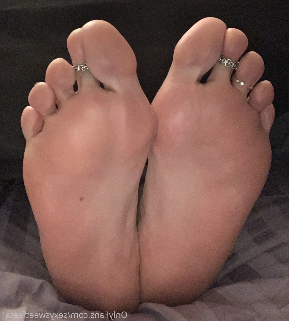 sexysweetfeetana [ sexysweetfeeta1 ] Onlyfans leaked photo 2776931 on Hotleaks.tv