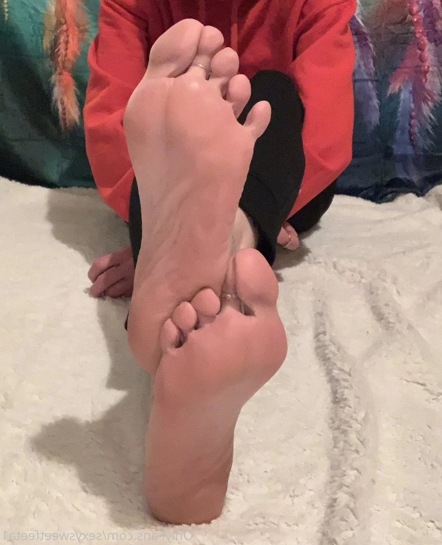 sexysweetfeetana [ sexysweetfeeta1 ] Onlyfans leaked photo 2776954 on Hotleaks.tv