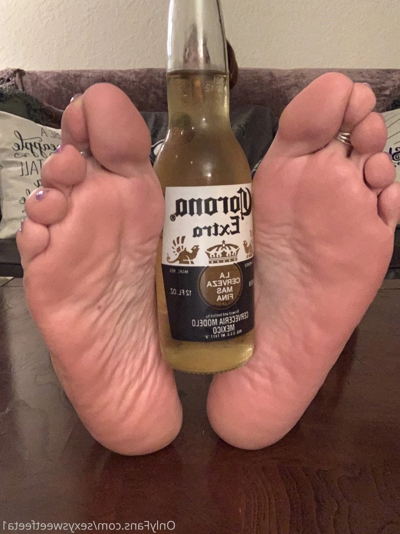 sexysweetfeetana [ sexysweetfeeta1 ] Onlyfans leaked photo 2776984 on Hotleaks.tv