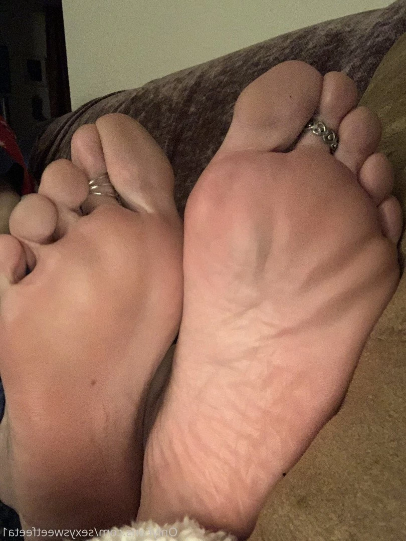 sexysweetfeetana [ sexysweetfeeta1 ] Onlyfans leaked photo 2777032 on Hotleaks.tv